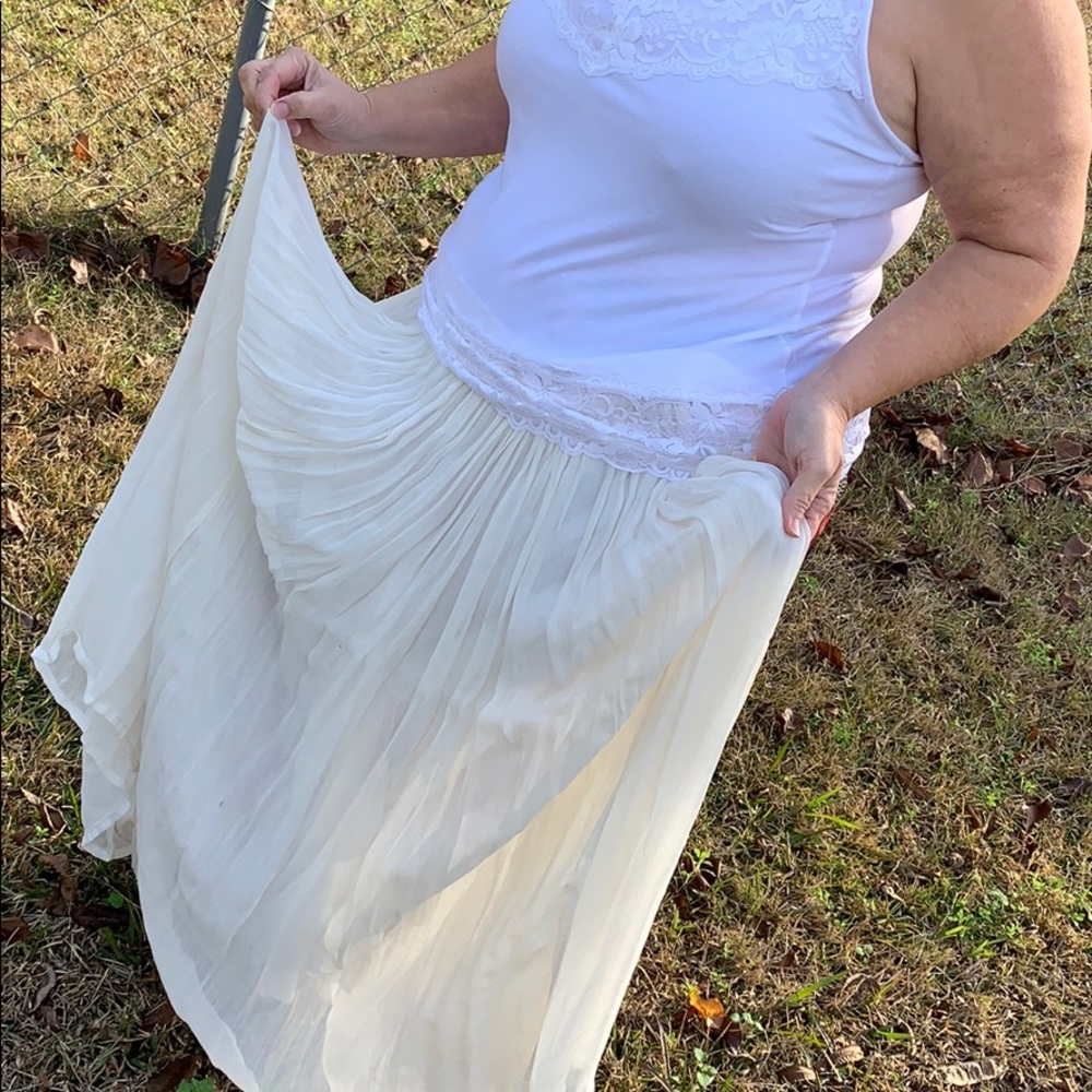 Cream colored skirt